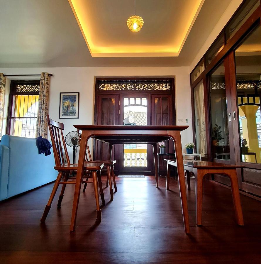 Sittisang Heritage House 1920 Kanchanaburi Luaran gambar